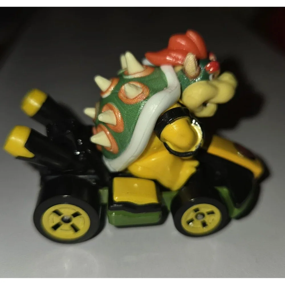 Hot Wheels Mario Standard Kart Nintendo Bowser Racing Car 2018  Mattel Die cast